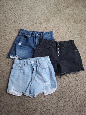 Old Navy Distressed Denim Shorts - Light Blue, Medium Blue & Black Kids size 12